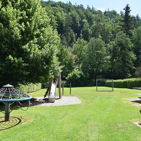 Sonnige In Huddingen In Waldnaehe