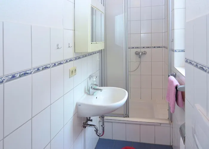 Sonnige In Huddingen In Waldnaehe * Reinhardshausen